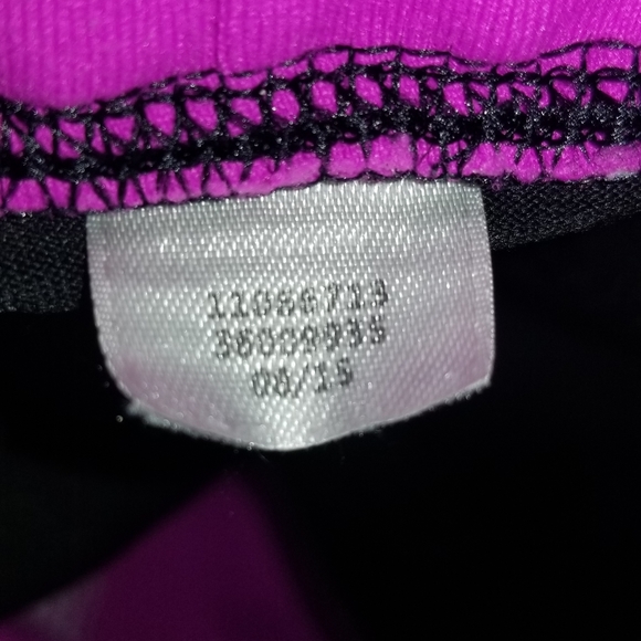 Pink Victoria Secret Ultimate Yoga Sip - Picture 2 of 8